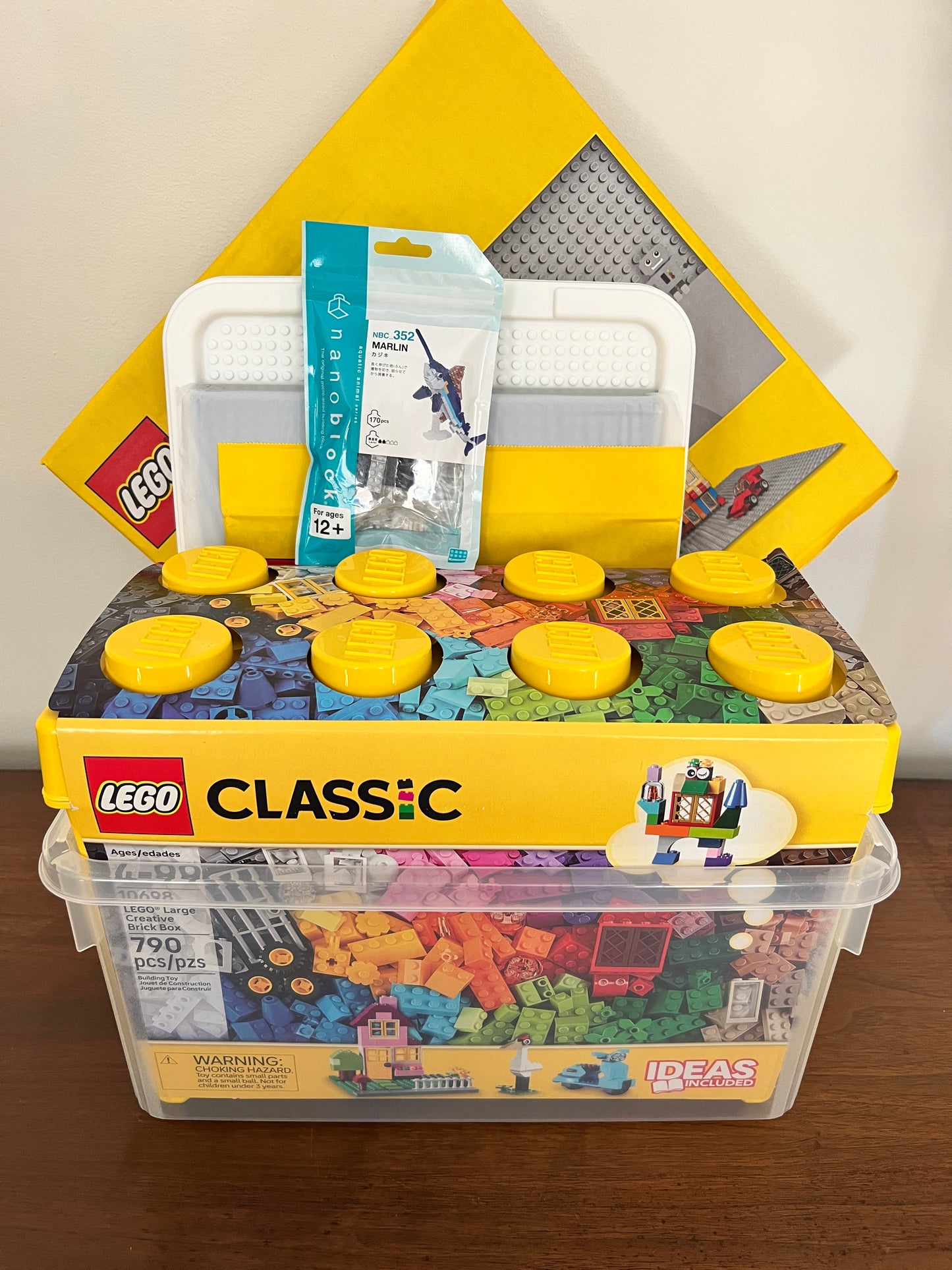 Lego Basket